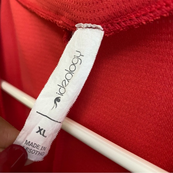 ID Ideology Women's Essentials Rapidry Salmon Coral Performance T-Shirt Size XL - Picture 2 of 7